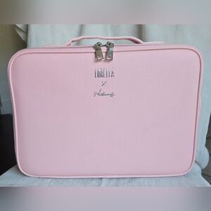 Lurella: Must Be Cindy Travel Beauty Case- NWOT